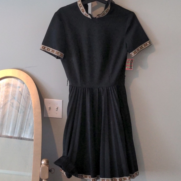 Vintage Dresses & Skirts - 1960s authentic minidress